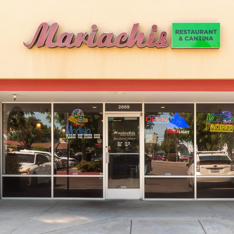 Welcome to Mariachis Mexican Restaurant